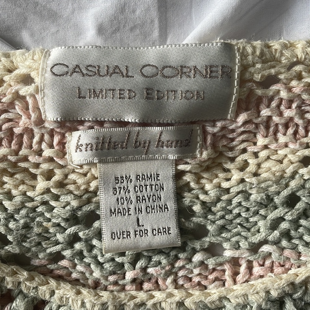 🔥🔥5/$25 Casual Corner Woman’s Knitted by Hand Sweater Cottagecore - Picture 5 of 5